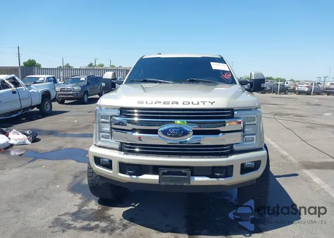 2017 Ford F-250 Lariat z USA, uszkodzony, nr VIN 1FT7W2BTXHEF49493